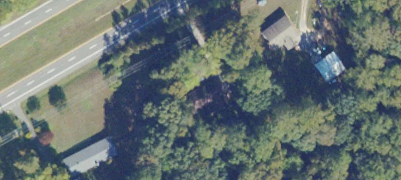 Commercial Land with Extensive Frontage