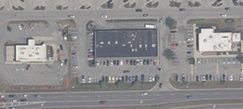 Retail Outlot Suite Near Anchors