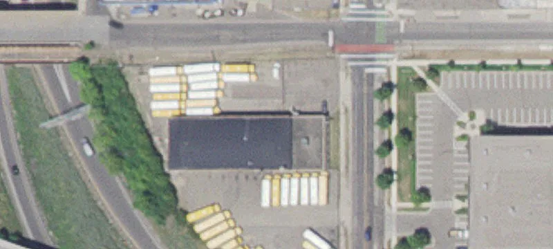 Warehouse with Office and Drive-Through Bays