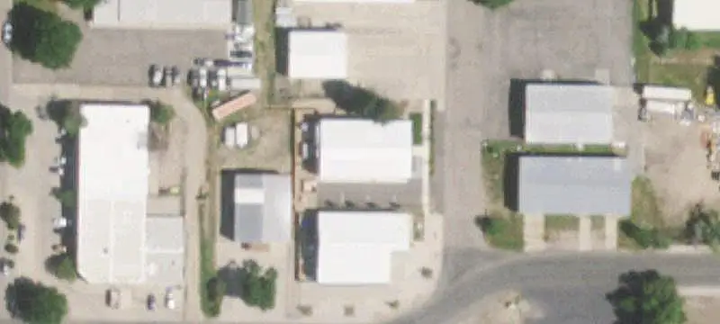 Single-Tenant Flex Industrial Building