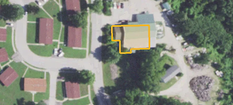 Flex Building with Gated Yard