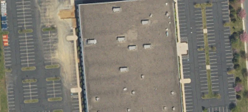 Freestanding High-Tech Flex Facility