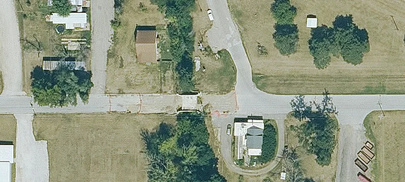 14-Unit Apartment Building