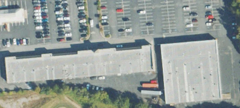Retail Space in Anchored Center