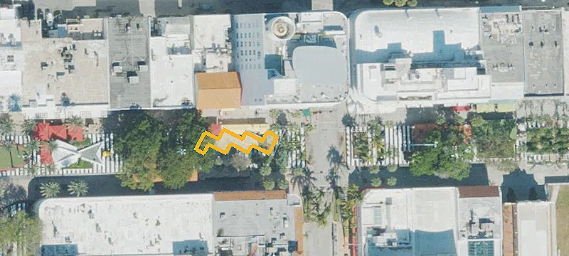Lincoln Road Retail Storefront