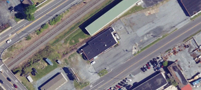 Office/Flex Building with Warehouse