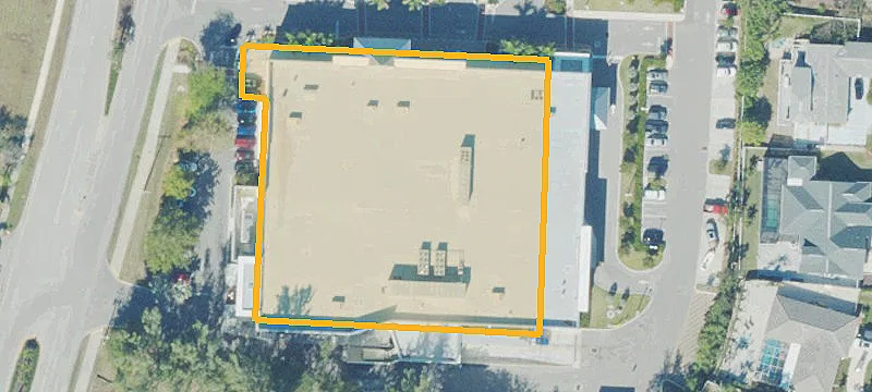Retail Space in Publix-Anchored Center