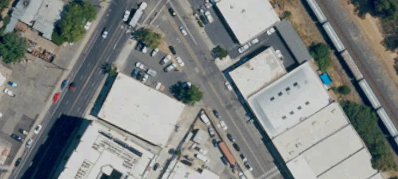 Retail-Ready Warehouse with Yard