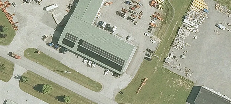 Clear Span Warehouse with 4 Doors