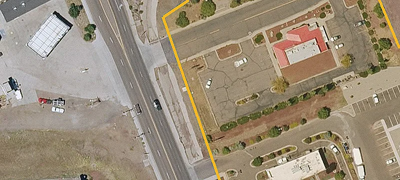 NNN Retail Restaurant Lease
