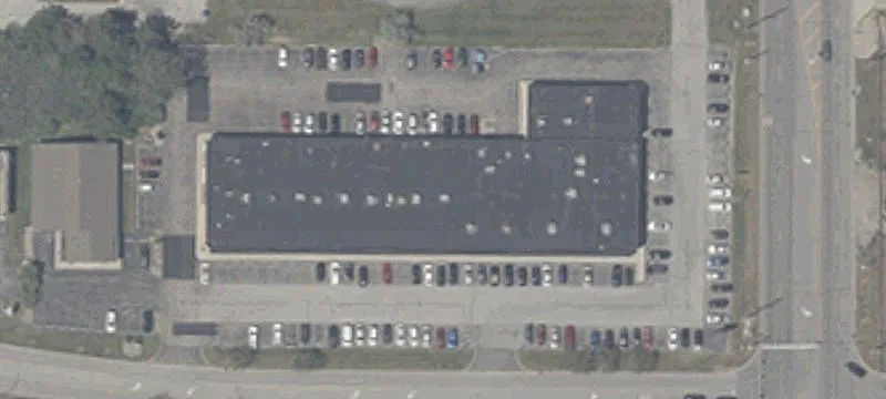 Multi-Tenant Strip Center For Lease