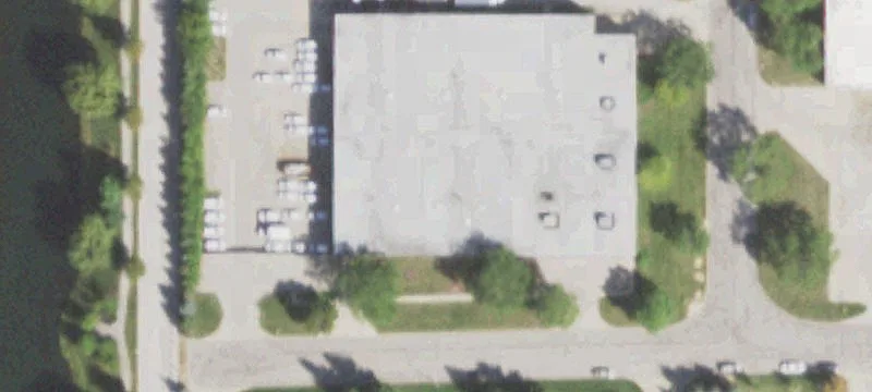 Well-Maintained Warehouse with Drains