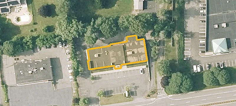 Freestanding Retail Building