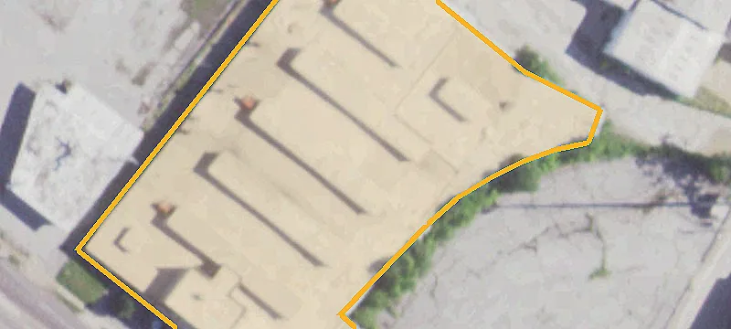 Warehouse with Dock & Drive-In