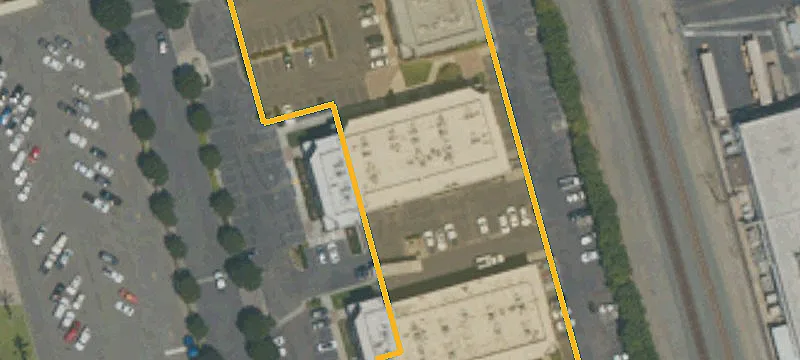 Free-Standing Flex Industrial Building