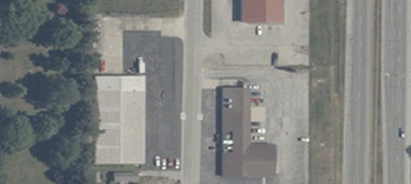 Retail Storefront with Highway Frontage