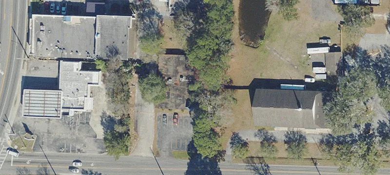 Retail Building with Fenced Yard