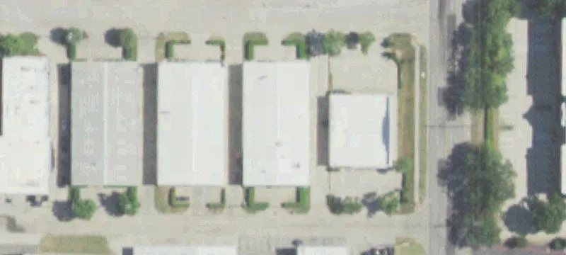 Office/Warehouse with Grade-Level Loading