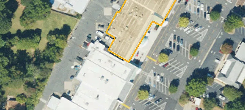 Community Retail Space in Shopping Center