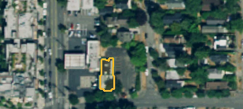 Stand-Alone Retail with Dedicated Parking