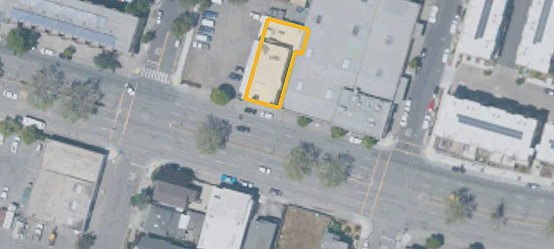 Retail Condo in CC-2