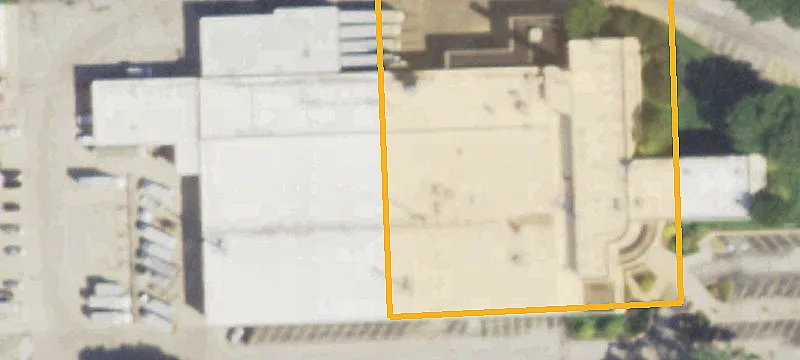 Freezer Warehouse with Docks
