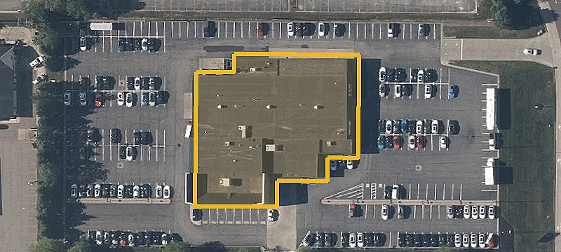 Retail Space at High-Traffic Intersection