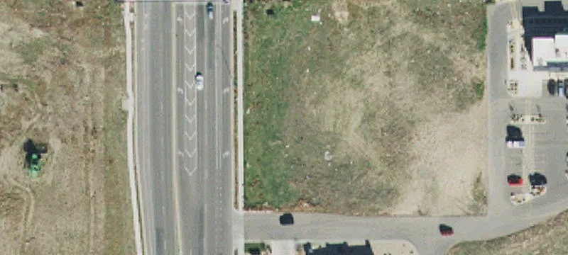 Multi-Tenant Retail Building