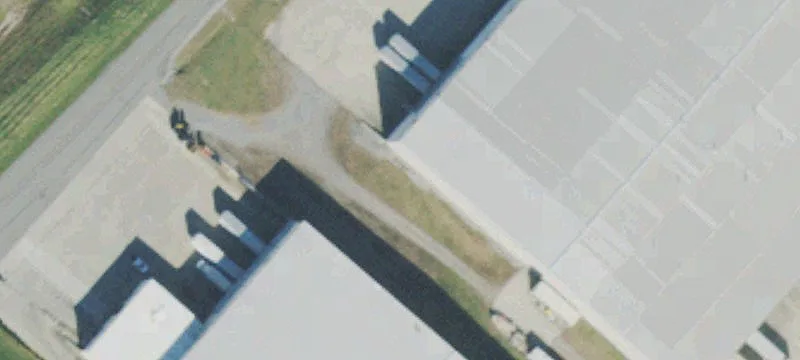 Distribution Center with Dock Doors