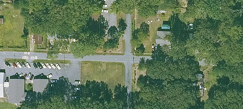 14-Unit Apartment Building
