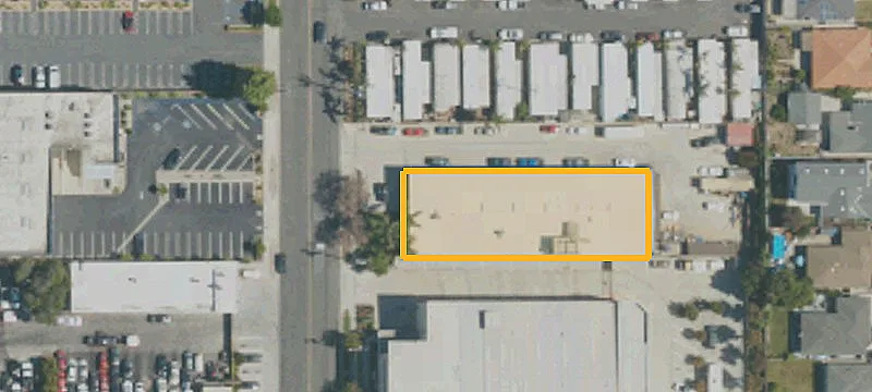 Freestanding Flex Warehouse with Yard