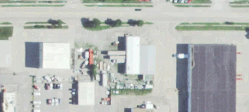 Warehouse with Office and Dock Doors