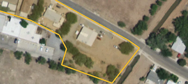 Commercial Land with Signal Access