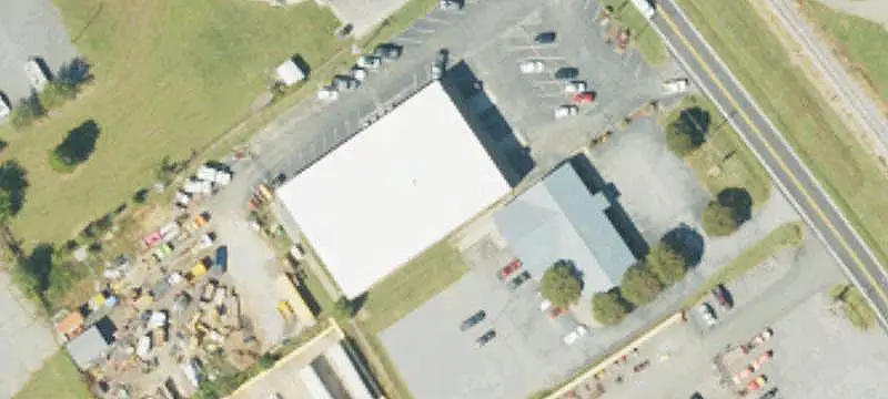 Demisable Brick Retail Building