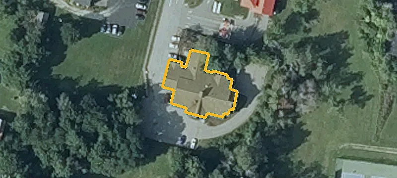 Versatile Commercial Building