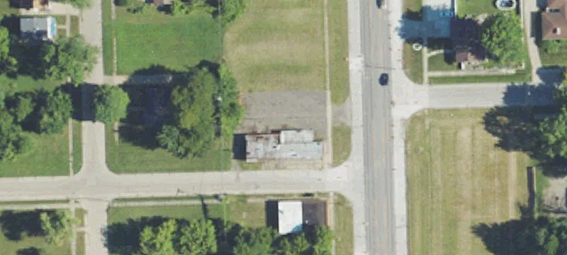 Restaurant Building with Parking