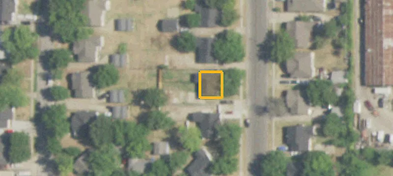 Updated Half Duplex with Private Yard