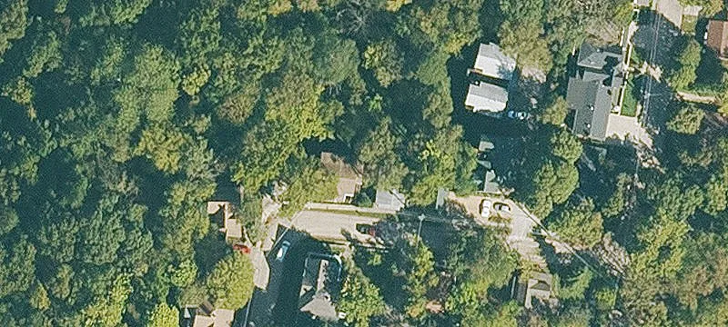 Historic Inn and Cottage Property