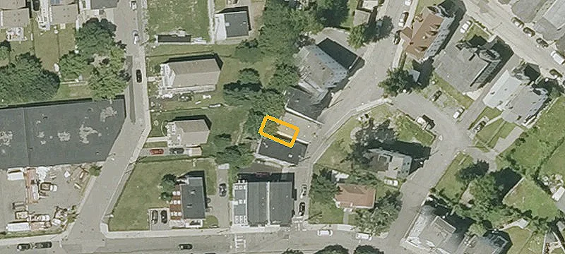 Updated Top-Floor Three-Bedroom Unit