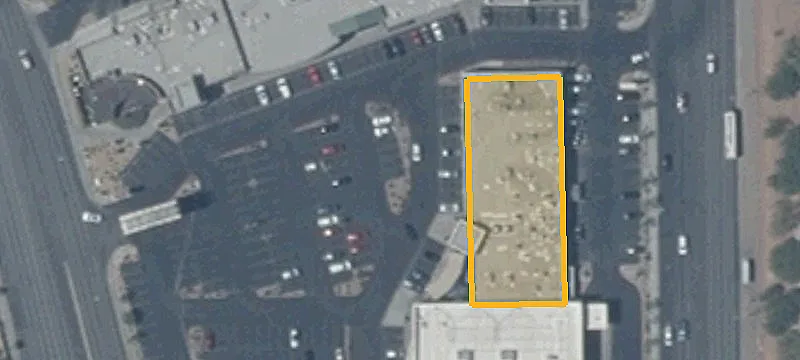 Storefront Retail at Signalized Intersection