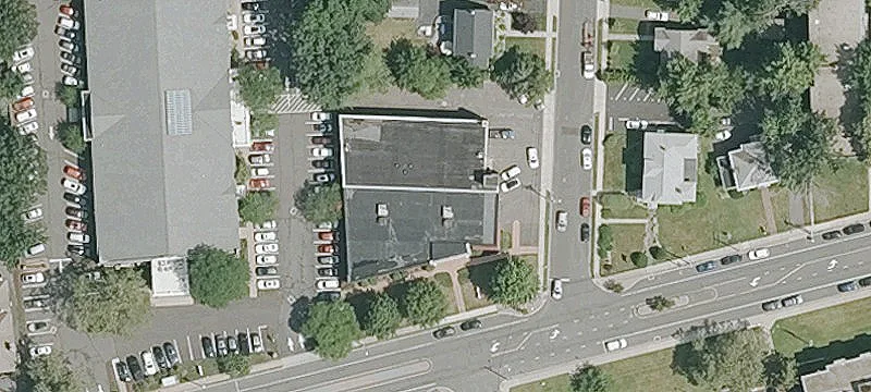 Leasable Office Building with Flexible Zoning