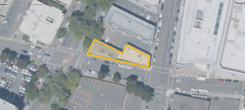 Multi-Tenant Retail Storefront