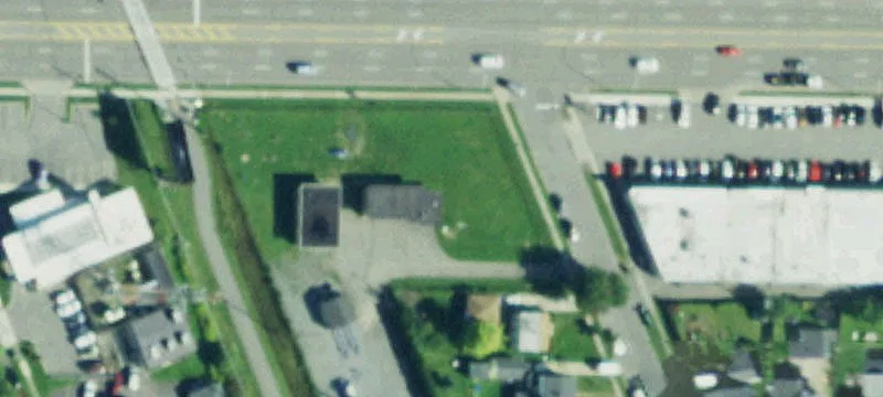 Mixed-Use Office and Residential Duplex