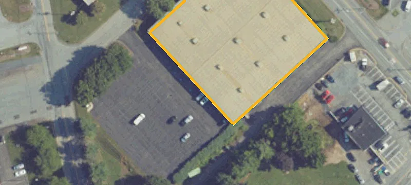 Contiguous Retail Space on Pike