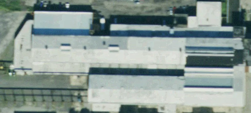 High-Clearance Warehouse with Cranes