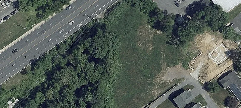 Commercial Land Zoned CE/CLI
