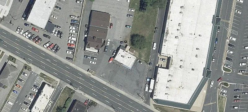 Retail Shopping Center with Anchor