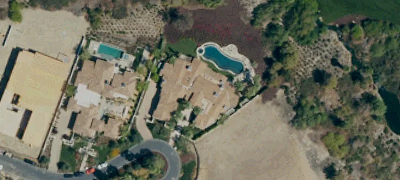 Golf Course Estate with Infinity Edge Pool