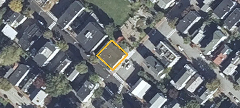 Five-Unit Apartment Building with Corner Site