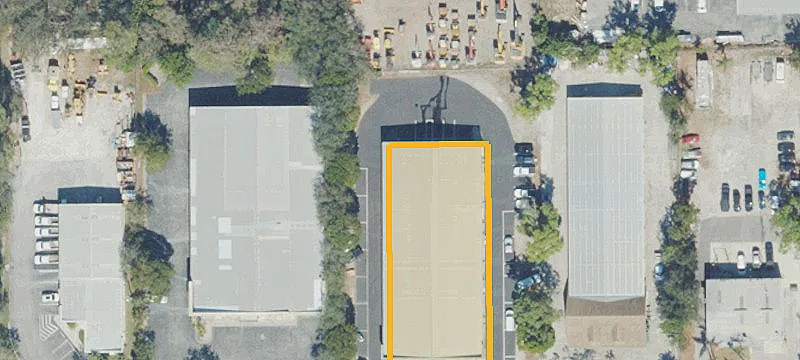 Flex Space with Overhead Door